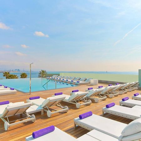 Hotel W Barcellona Esterno foto The rooftop pool at the W Barcelona