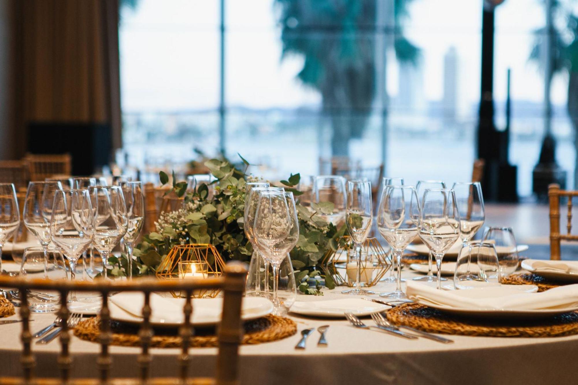 Hotel W Barcellona Esterno foto A table set for a formal dinner