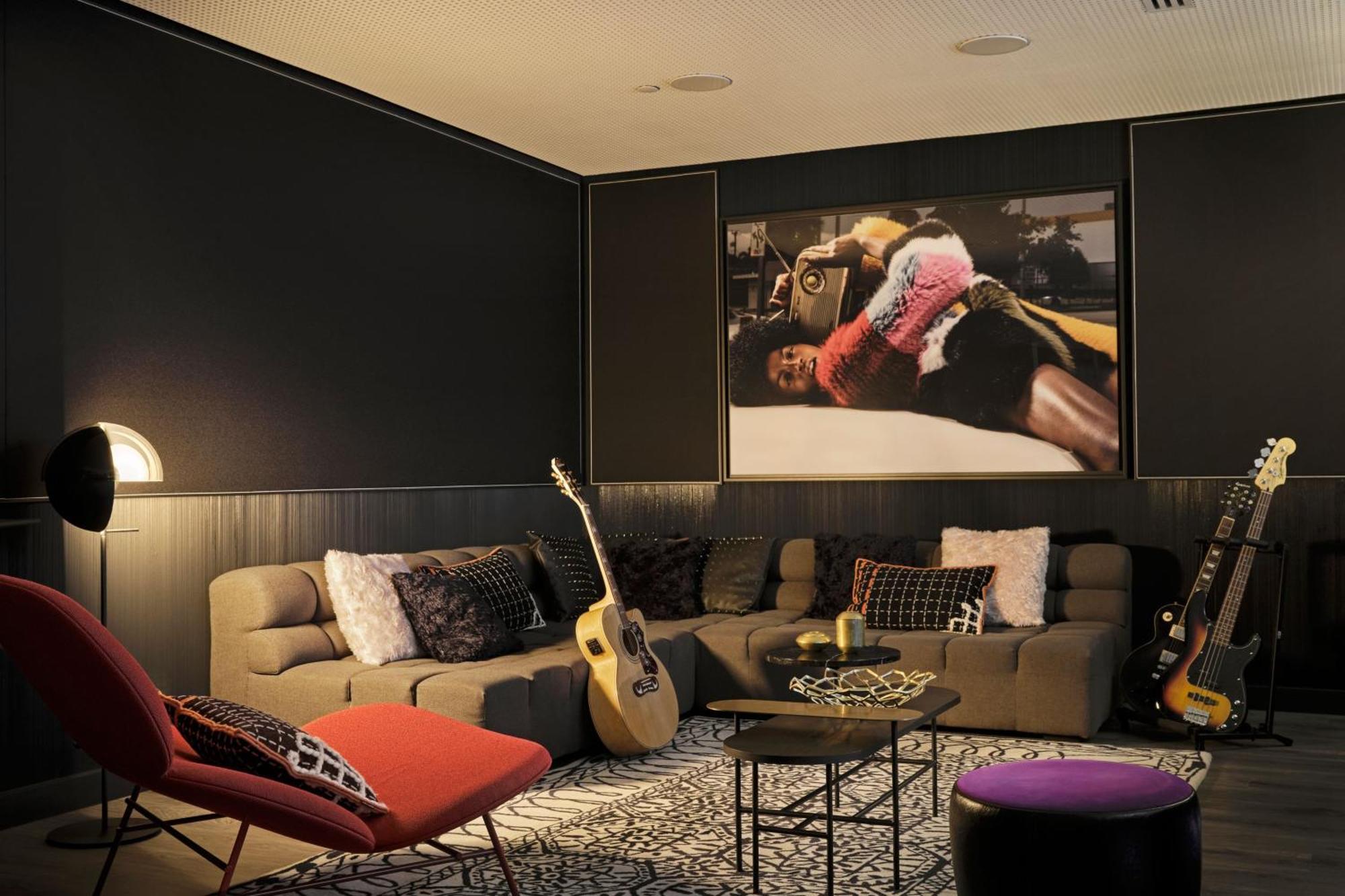Hotel W Barcellona Esterno foto The 2018 edition of the 303 Lounge