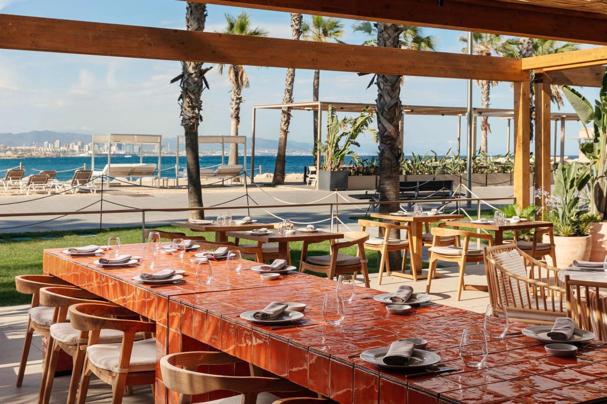 Hotel W Barcellona Esterno foto Restaurant at the Hotel