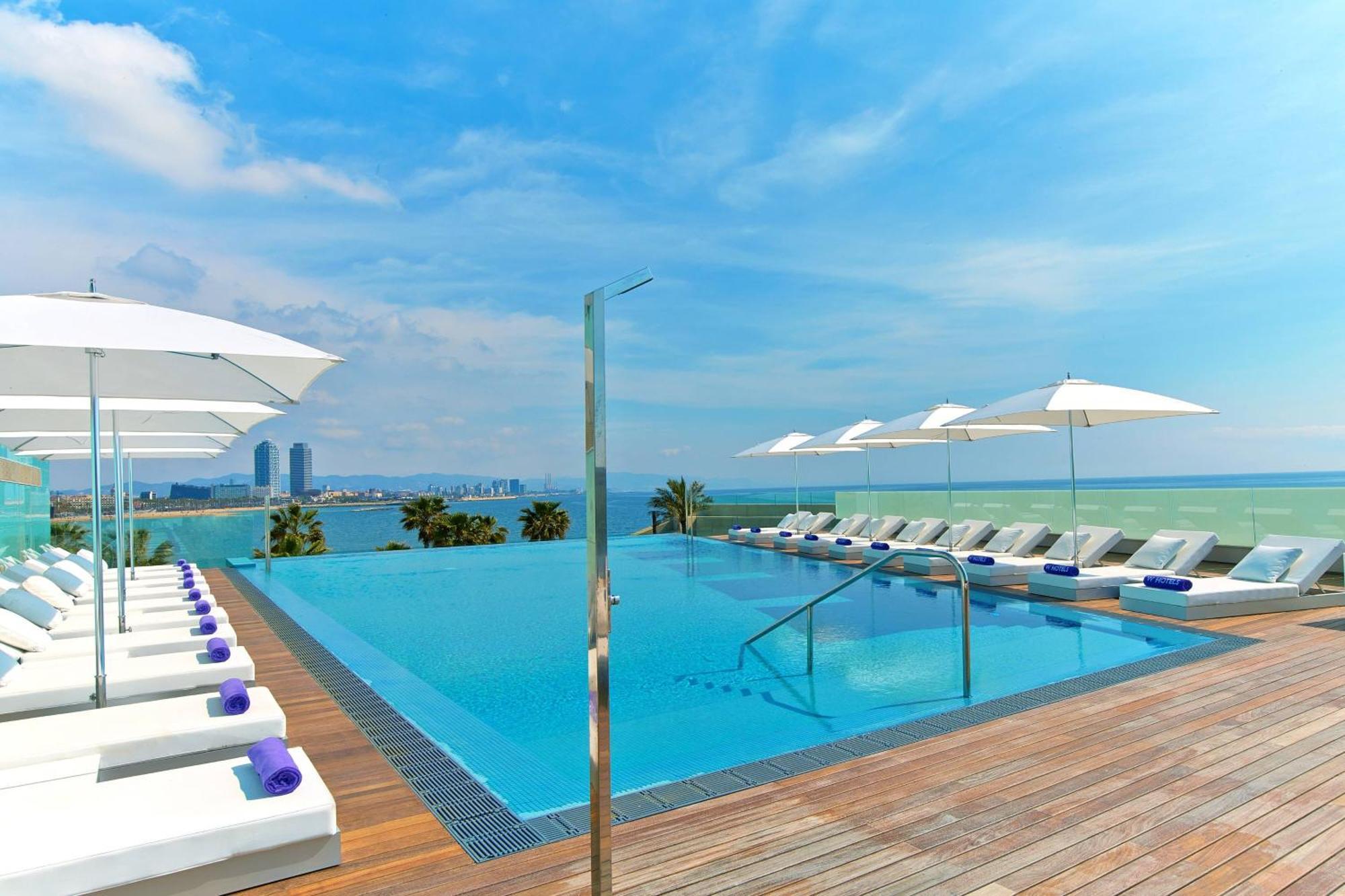 Hotel W Barcellona Esterno foto The rooftop pool at the W Hotel