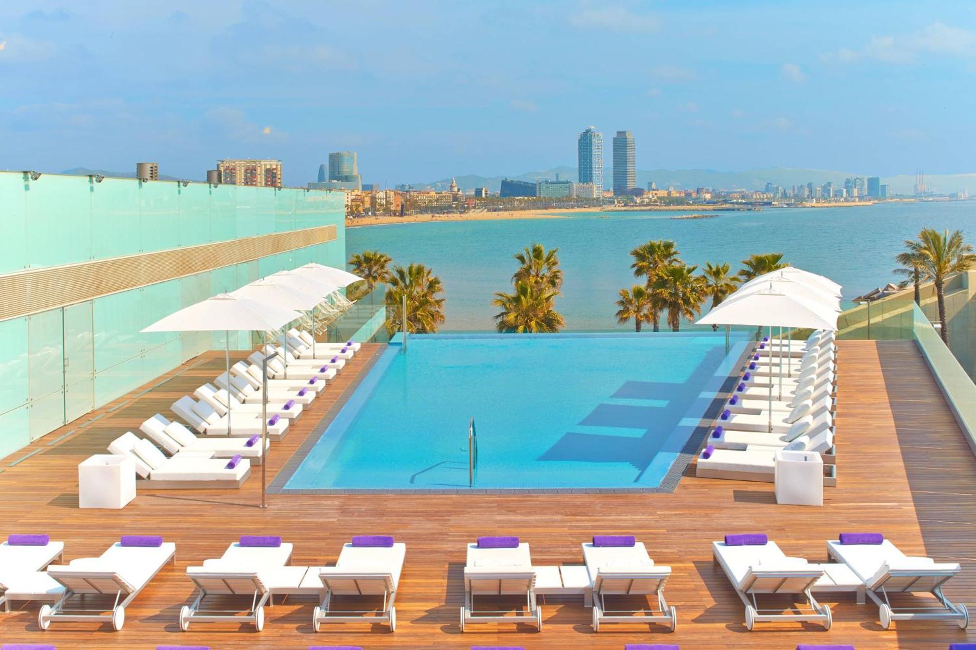 Hotel W Barcellona Esterno foto W Barcelona rooftop pool