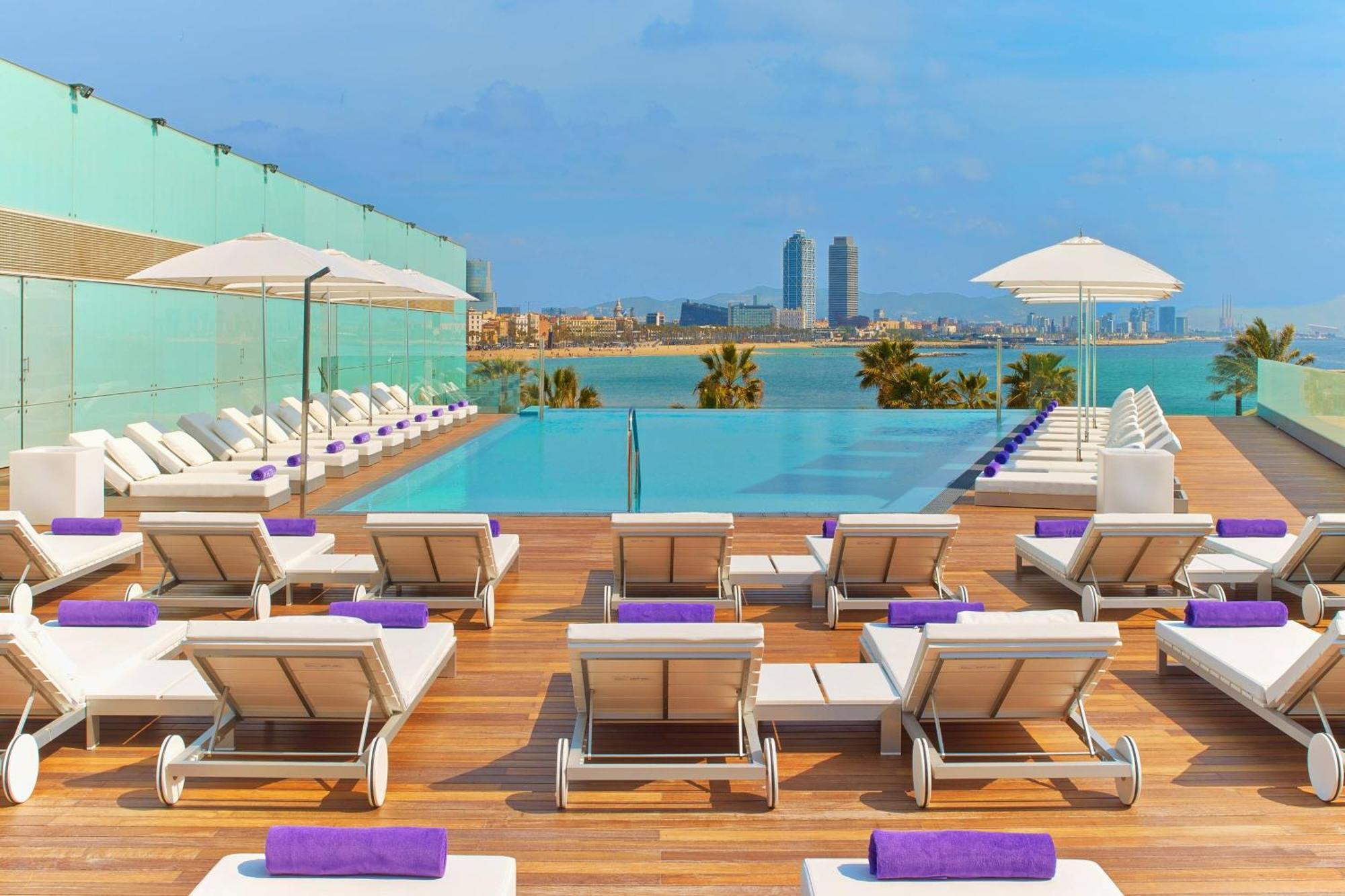Hotel W Barcellona Esterno foto W Barcelona rooftop pool